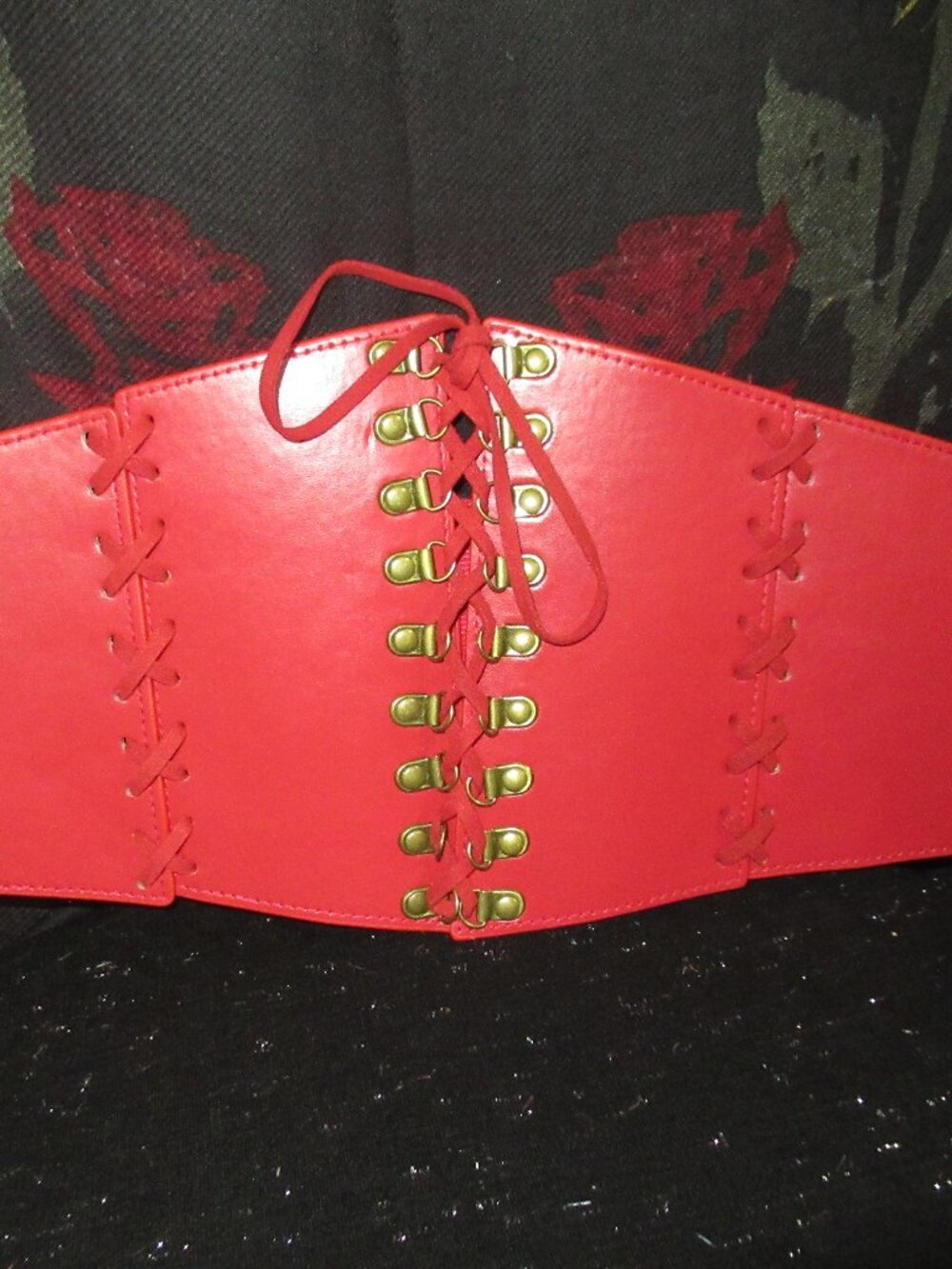 Vintage Look Wide Elastic Red Corset Belt (O/S Plus)